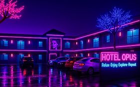 Hotel Opus Bronx Near Bay Plaza Mall